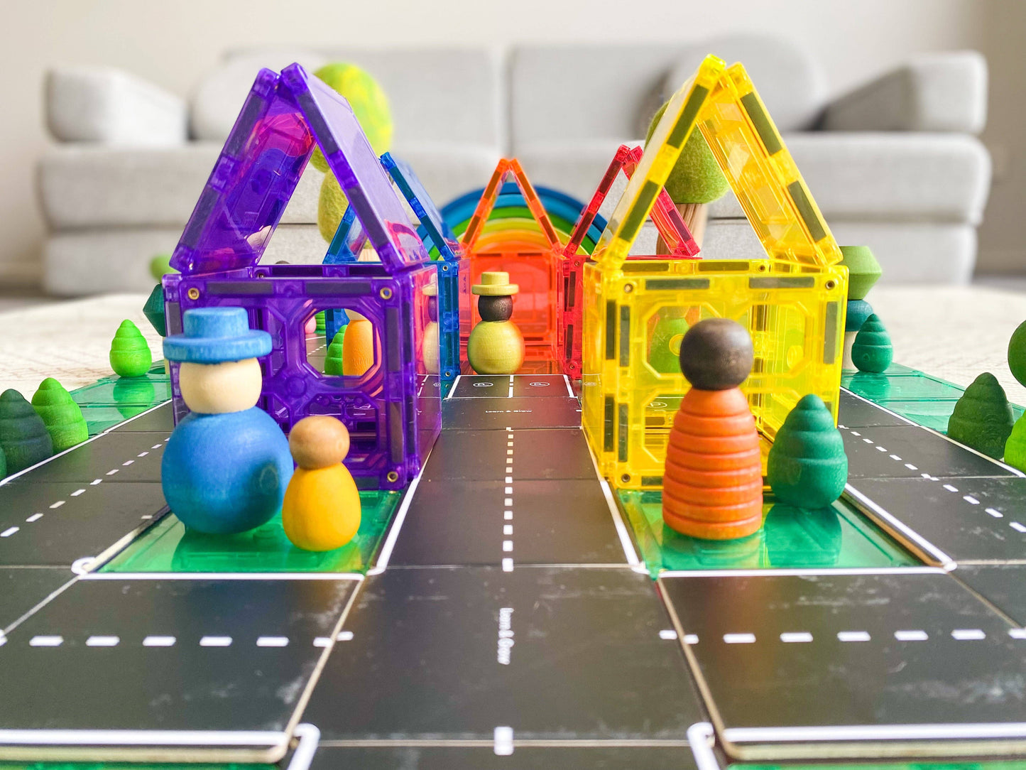 Learn & Grow Toys - Magnetic Tile Topper - Road Pack