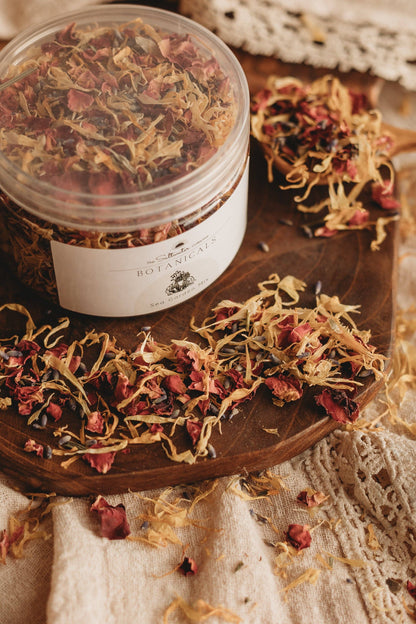 The Saltwater Collective - Sea Garden Botanicals Mix (Medium)