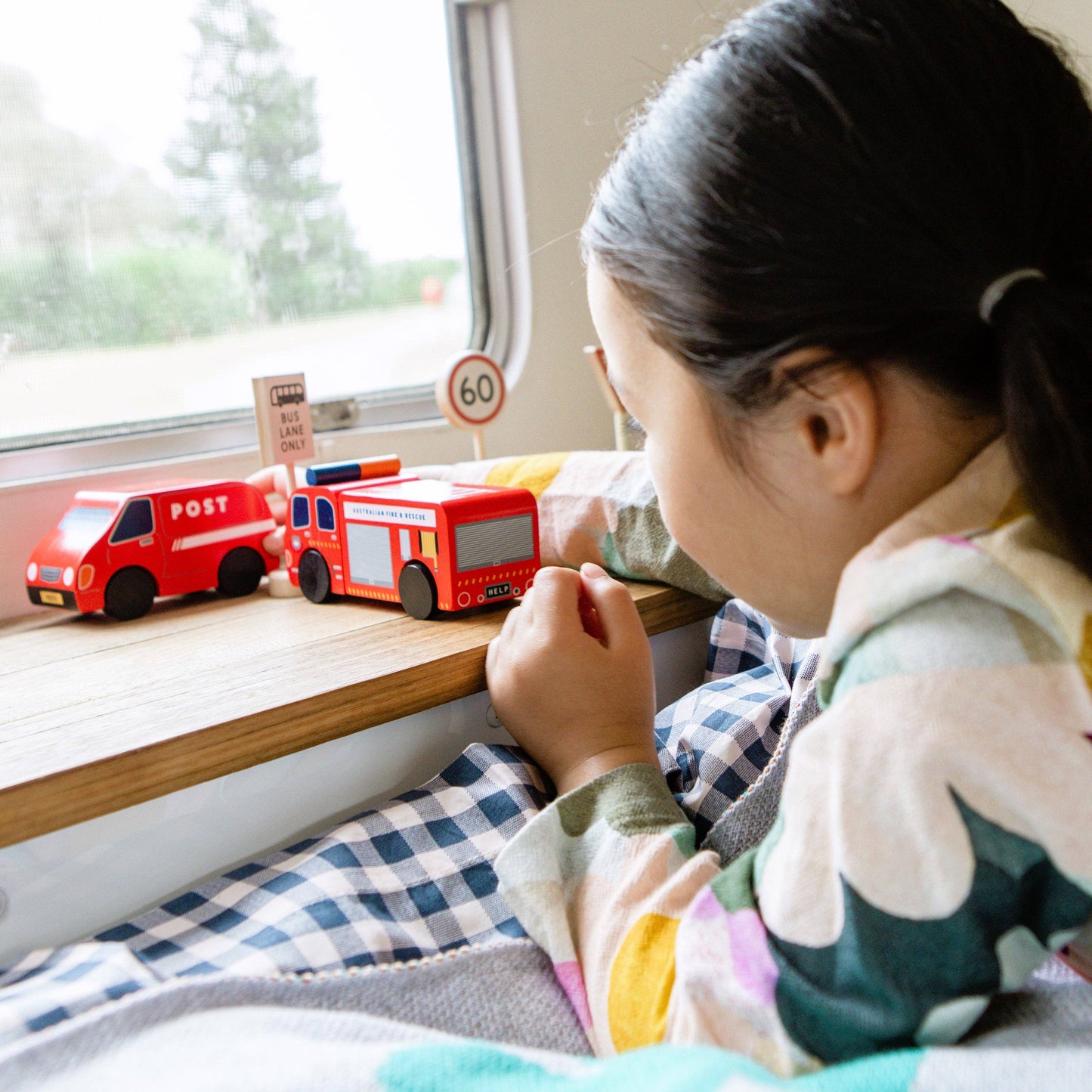 Make Me Iconic - Wooden Aussie Road Signs