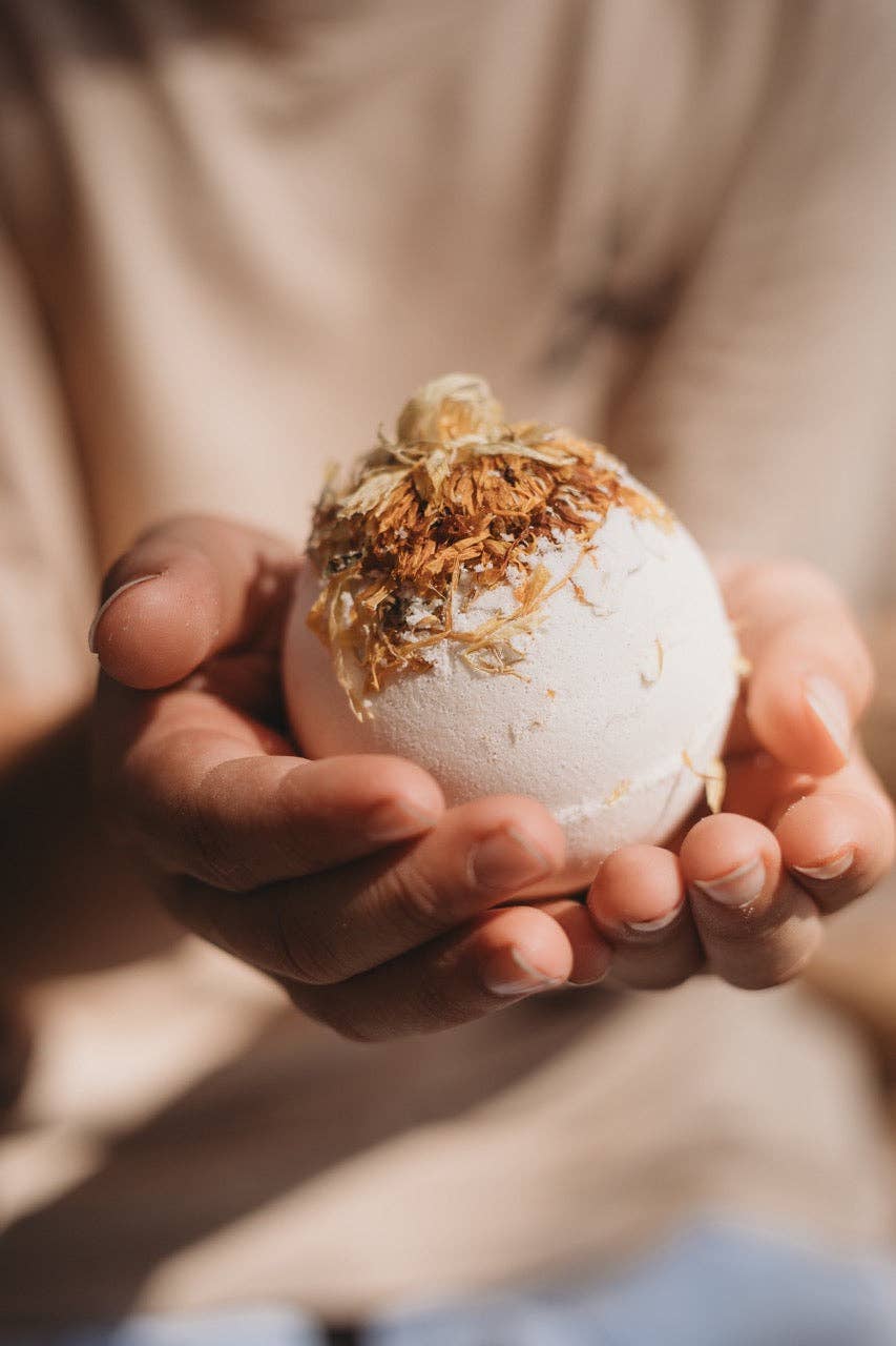 The Saltwater Collective - Calendula Sphere Fizz Bomb