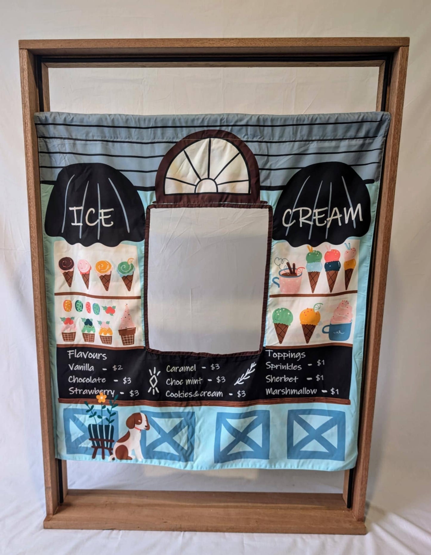 The Cozy Cube - Ice Cream Shop/ Farmers Market Play Panel