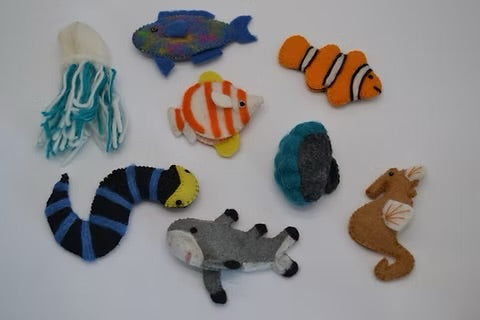 Create & Wonder - Finger Puppet Sets