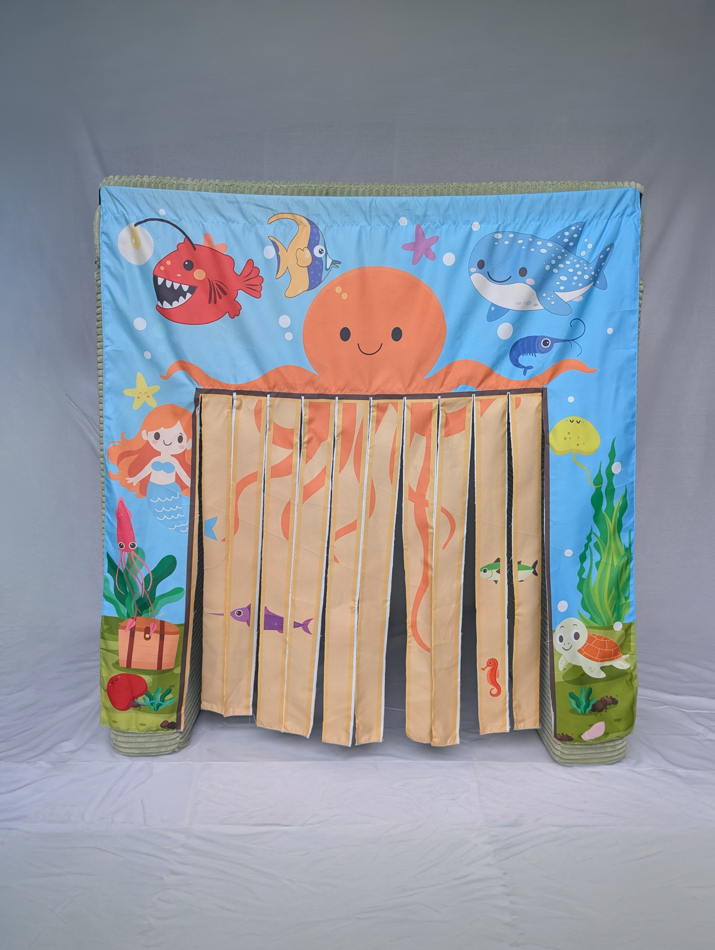 The Cozy Cube - Splash & Wash Adventure Play Panel