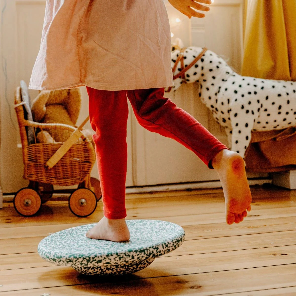 LIMITED EDITION - Stapelstein® Balance Board - Dark Green and Blush