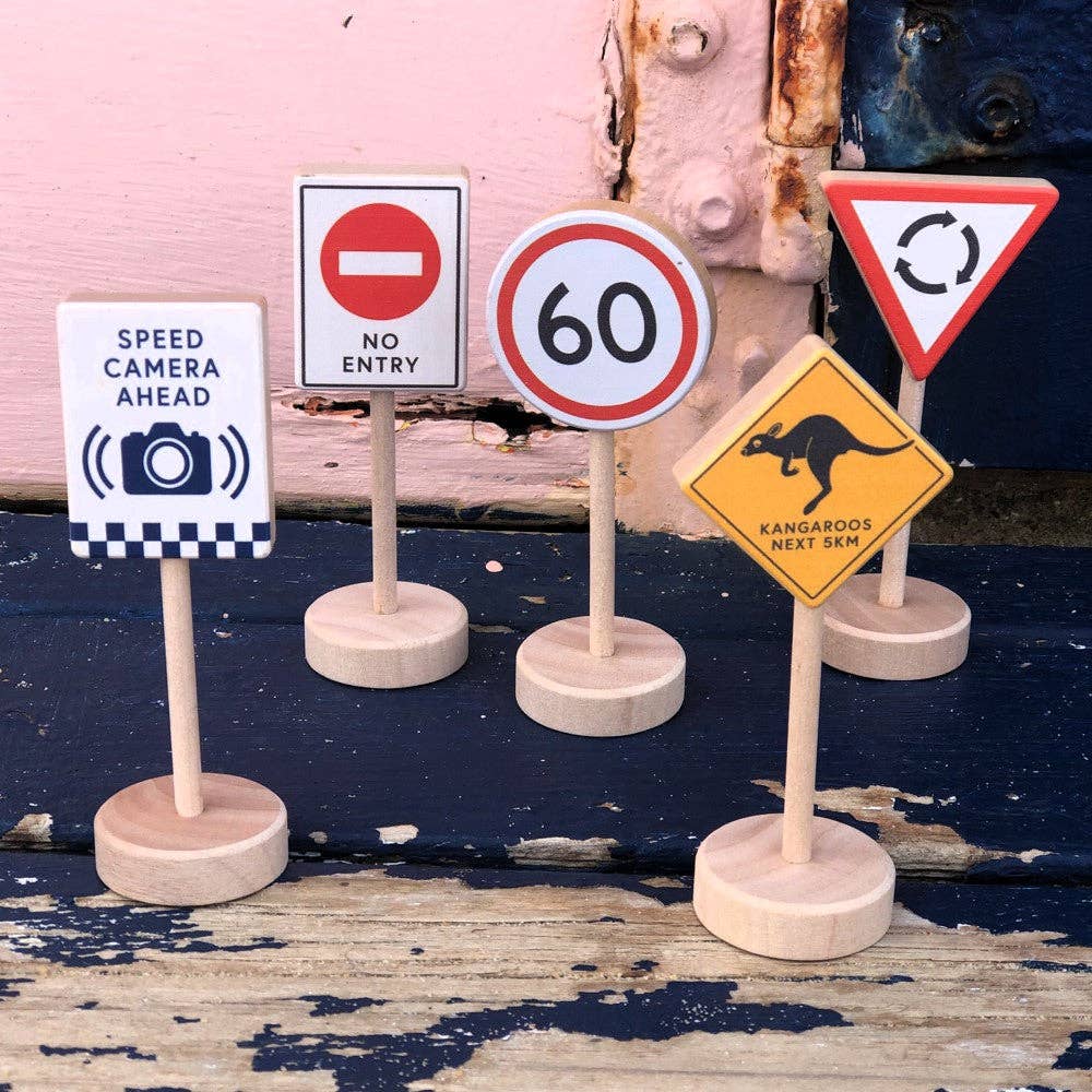 Make Me Iconic - Wooden Aussie Road Signs