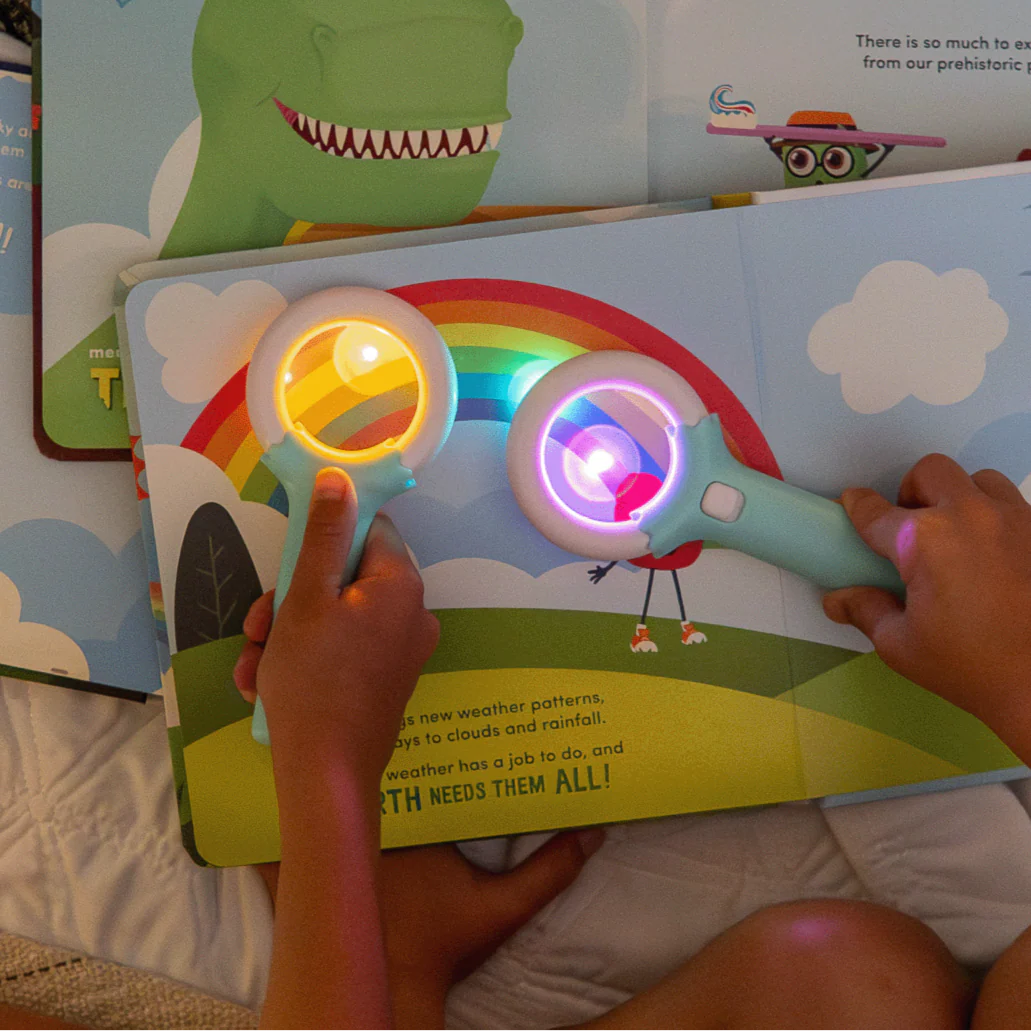 GLO Pals Light-Up Library™ - Alex Asks: What is the Weather?