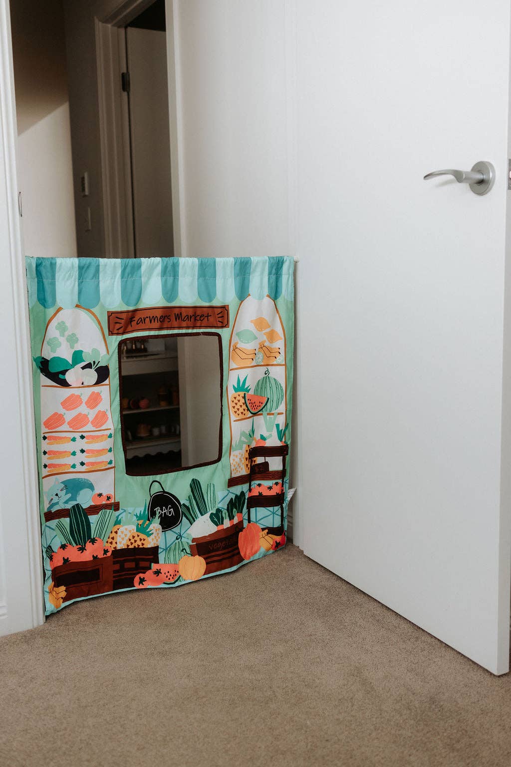 The Cozy Cube - Ice Cream Shop/ Farmers Market Play Panel