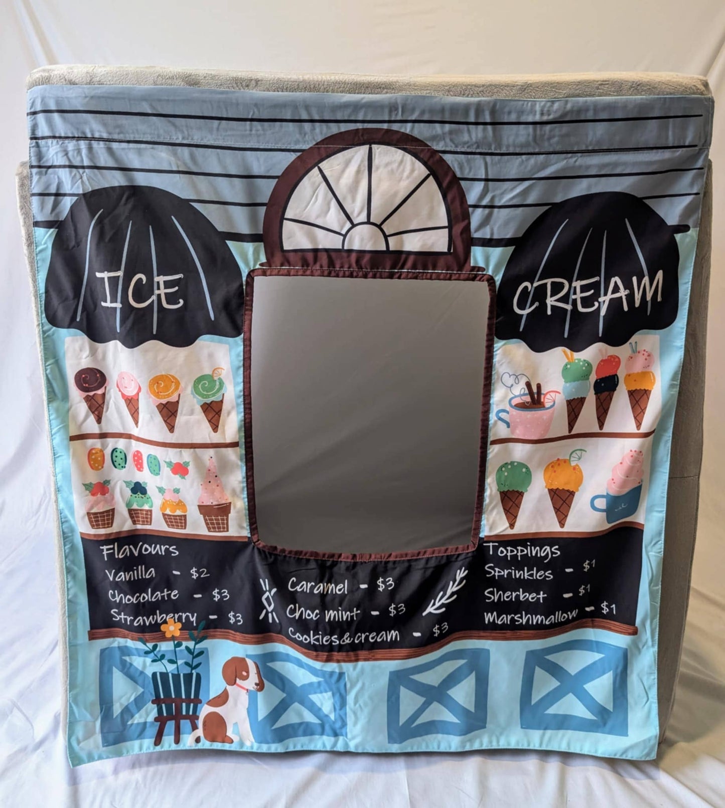 The Cozy Cube - Ice Cream Shop/ Farmers Market Play Panel