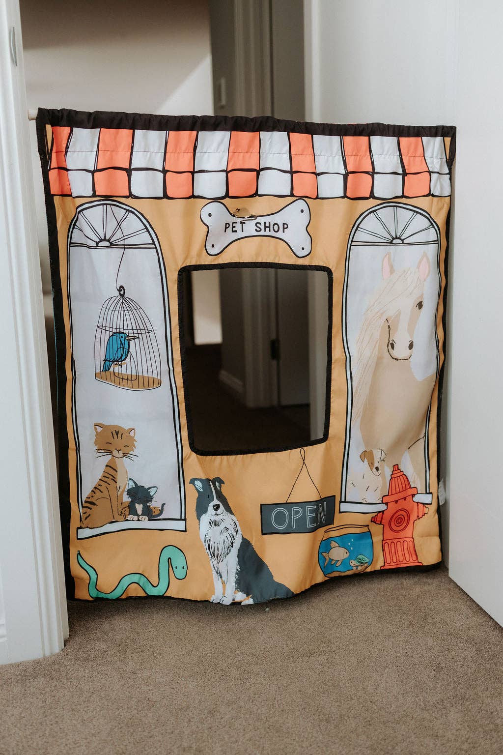 The Cozy Cube - Pet Shop/ Vet Play Panel