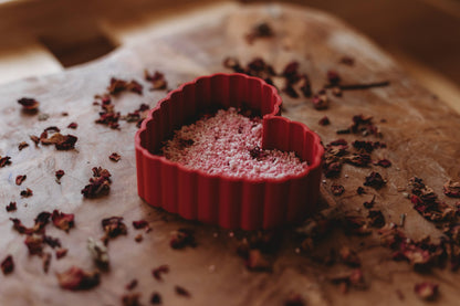 Kinfolk Pantry - Heart Mould