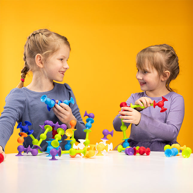 Squigz- Deluxe Set - Fat Brain Toys