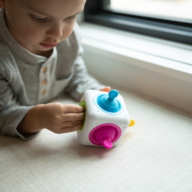 Tugl Cube - Fat Brain Toys