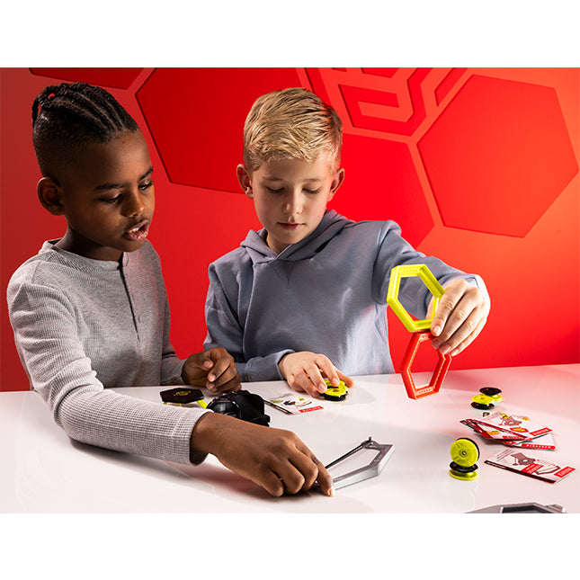 Magshuto Stunt Park - Fat Brain Toys