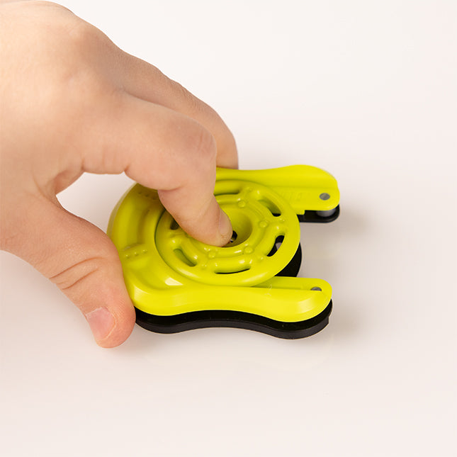 Magshuto Stunt Park - Fat Brain Toys