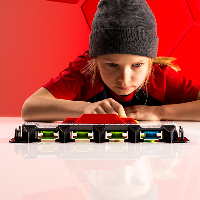 Magshuto Knockout Rail - Fat Brain Toys